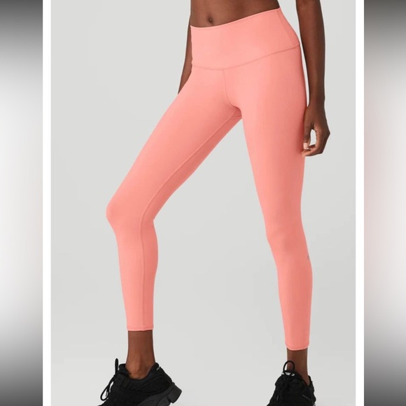 ALO Large 7/8 High-Waist airbrush legging strawberry lemonade - Picture 2 of 3